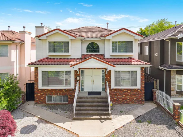 3466 Dieppe Dr, Vancouver, BC V5M 4C7