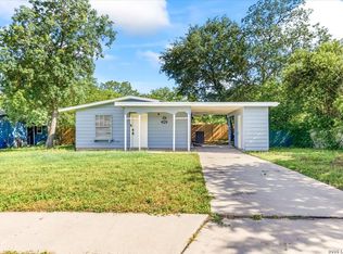 5846 Castle Lk, San Antonio, TX 78218