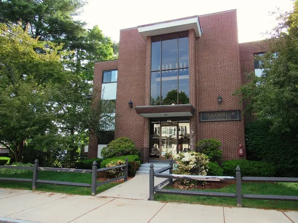 974-976 Main St Unit 4, Melrose, MA 02176