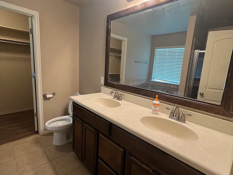 18509 Agua Dr — Photo 11