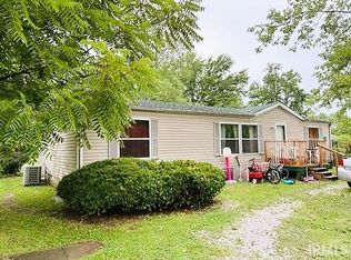 1160 SE 5th St, Linton, IN 47441