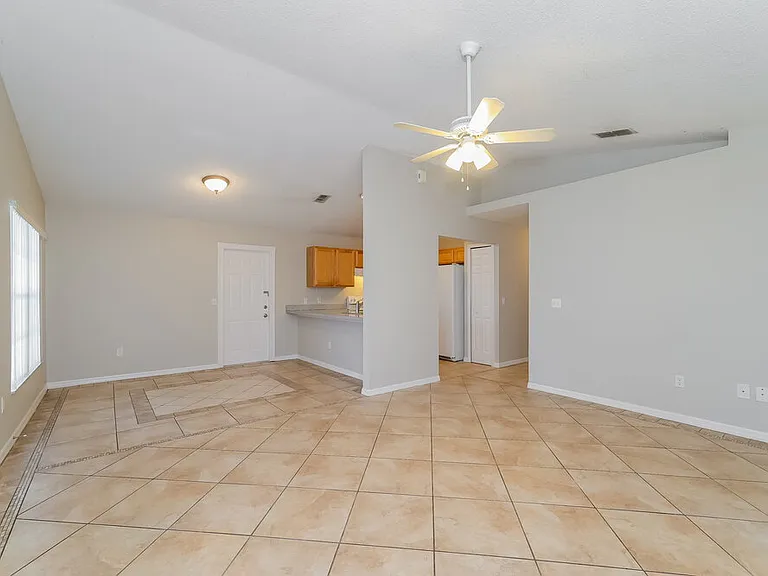 143 Diamond Ridge Blvd — Photo 3
