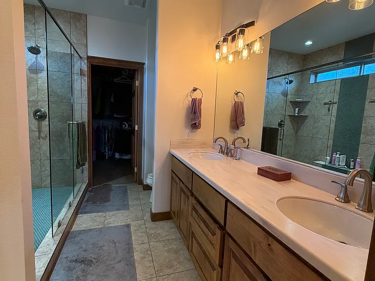 1384 NW Ogden Ave — Photo 8