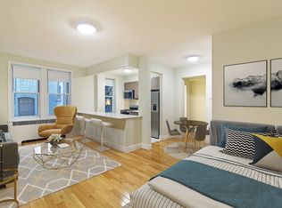 364 W 18th St APT 2J, New York, NY 10011