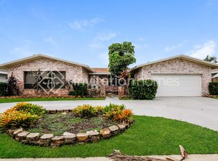 6700 NW 22nd Ct, Pompano Beach, FL 33063