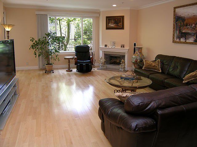 2nd image of 117 N Gale Dr APT 304