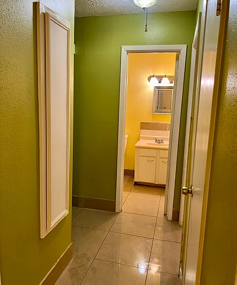 8372 Leamont Dr — Photo 42