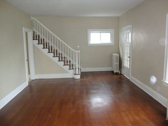 4th image of 3404 Washington Blvd