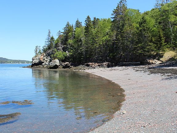5th image of 45 Kendall Head Road