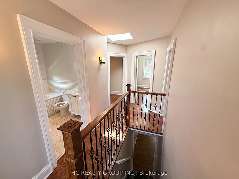 398 Maple Ave — Photo 17