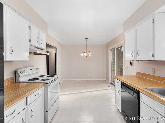 5th image of 476 Adaway Ave SE