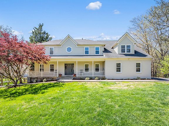 2nd image of 20116 Sweet Meadow Ln