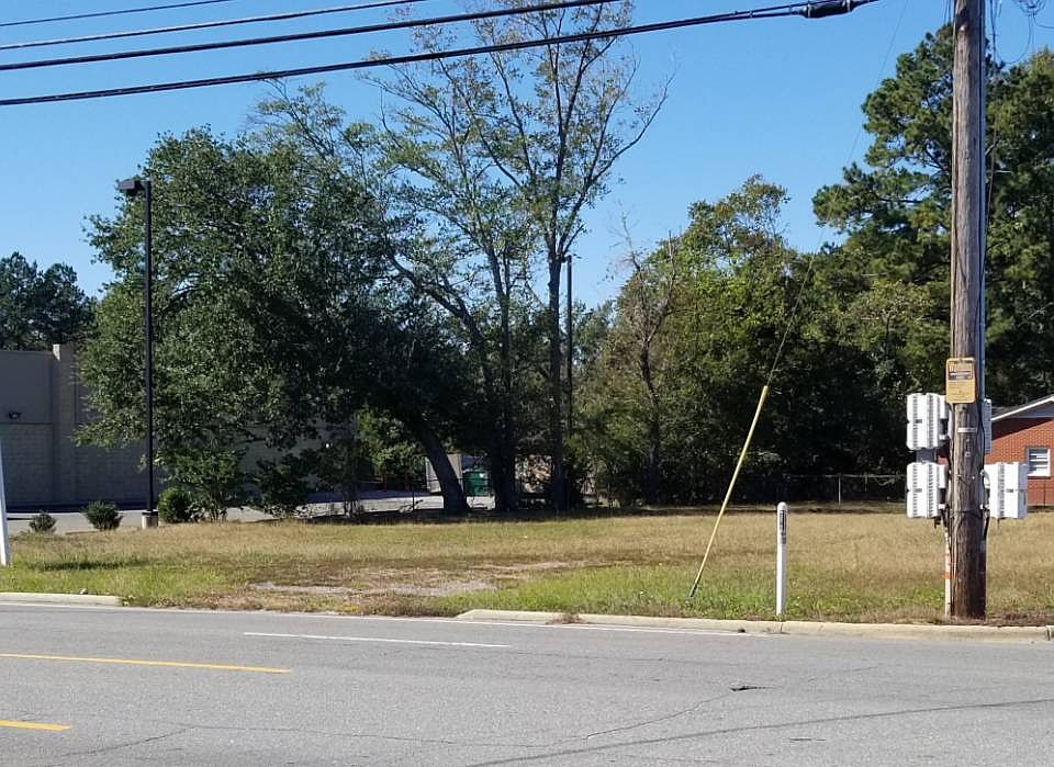 1st image of 1407 Wayne Memorial Dr