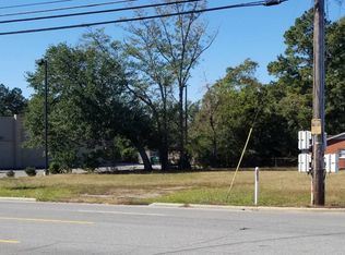 1407 Wayne Memorial Dr, Goldsboro, NC 27534