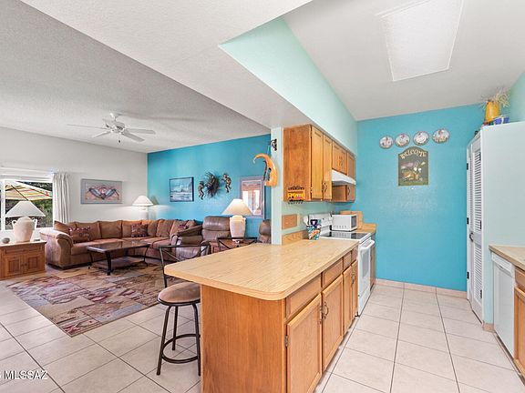 2nd image of 1212 W Calle Alcazar