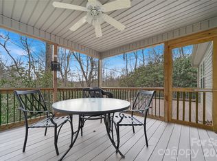 126 Gasga Ct, Brevard, NC 28712