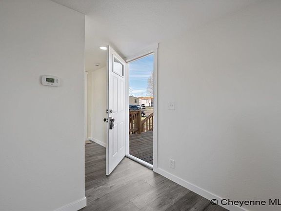 4th image of 608 Little Valley Trl