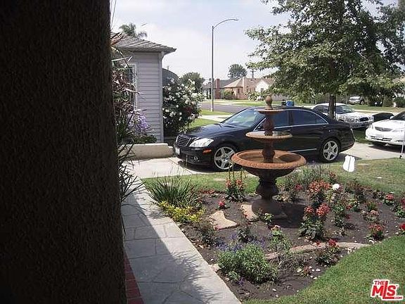 4th image of 3860 Westside Ave