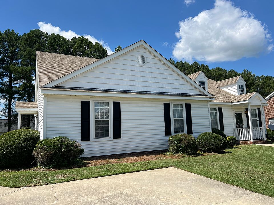 3320 Whitlock Drive A 3 bedroom/2 baths....NEW CARPET...NEW LVP FLOORING