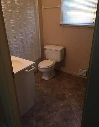 3rd image of 8612 Betty Lee Ave