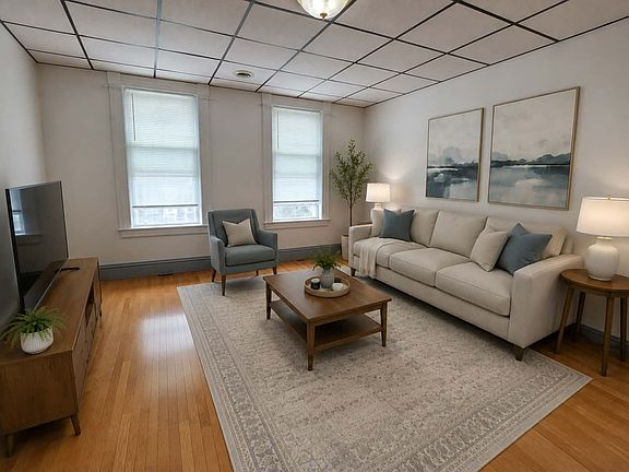 4th image of 30-32 Burtt St #2
