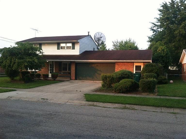 1st image of 1104 Langdale Ave