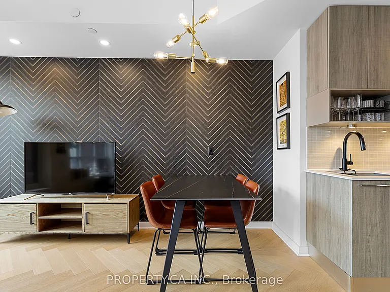 501 Adelaide St W #303 — Photo 17