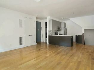 96 Meserole St APT 1A, Brooklyn, NY 11206