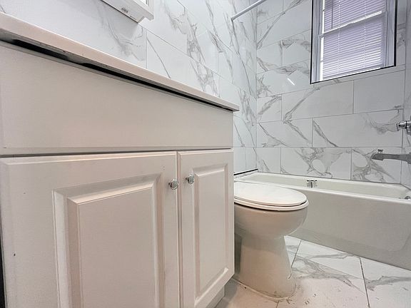 4th image of 66 Wallis Ave #5E
