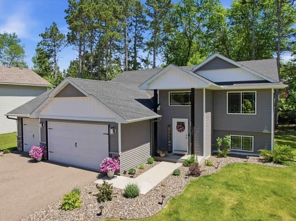 1030 Joy Cir SW, Cambridge, MN 55008