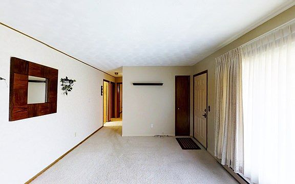 5th image of 201 Hudson St