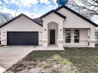 107 E 3rd St, Keene, TX 76059