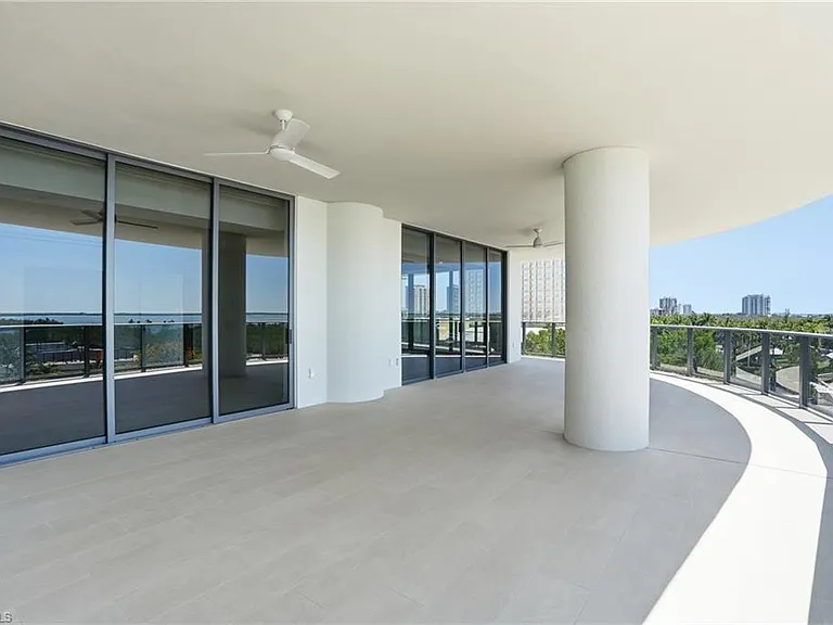 5100 Seagrass Blvd #306 — Photo 44