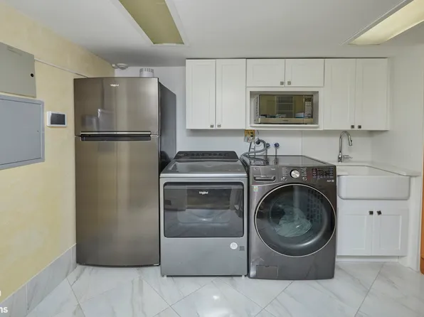 1068 82nd Street image 20 of 24