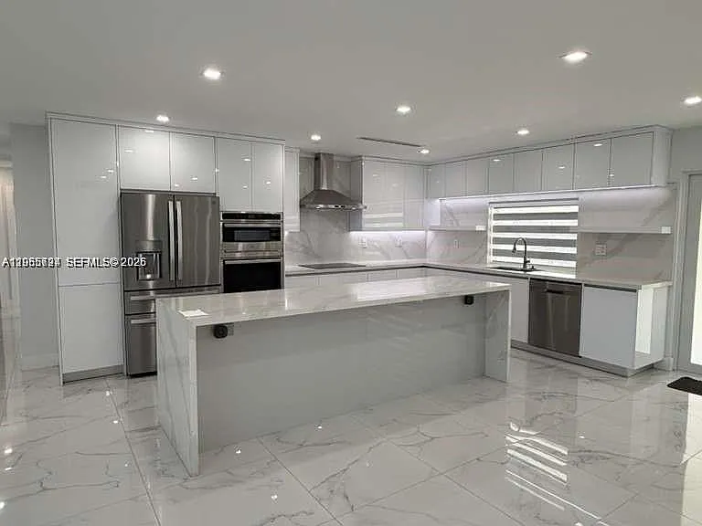 19020 SW 91st Ave — Photo 1