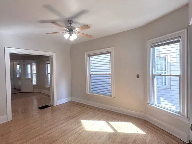 1717 N Astor St #1717 — Photo 1