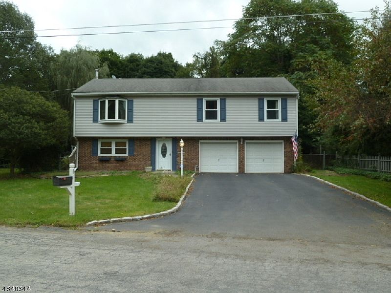 1st image of 6 George Pl