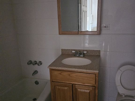 5th image of 16-70 Bell Blvd #11-103