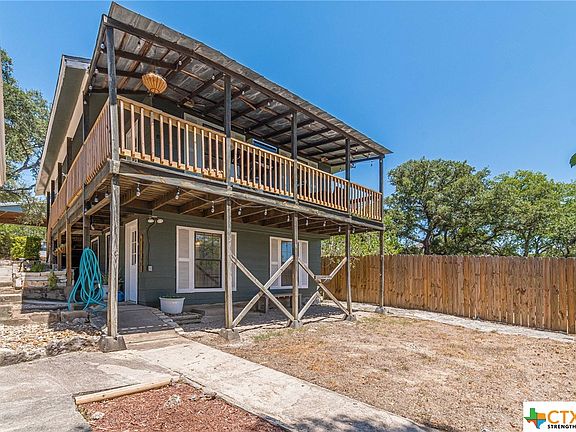 3rd image of 1508 Canyon Lake Dr