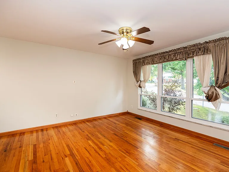 2334 Rosegarden Dr — Photo 14