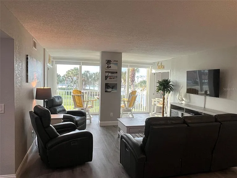 10216 Regal Dr #201 — Photo 3
