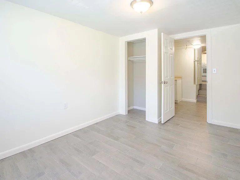 726 S Maplewood Ave — Photo 17