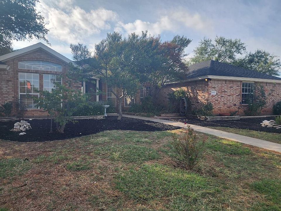 1st image of 6005 Sussex Pl