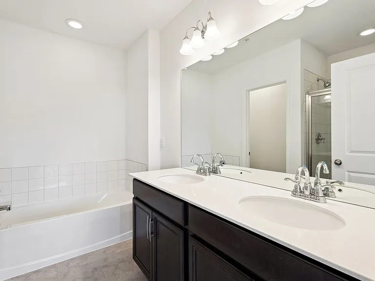 869 Birdwhistle Ln #5 — Photo 19