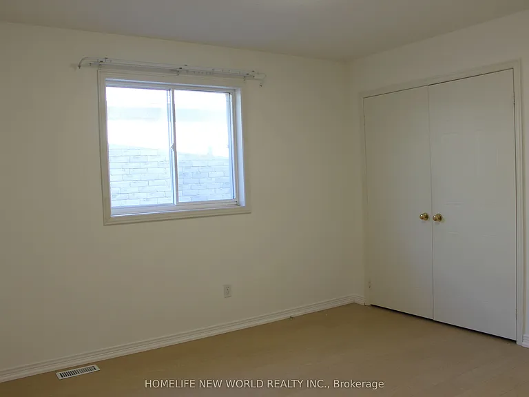 31 Barkwood Holw — Photo 18