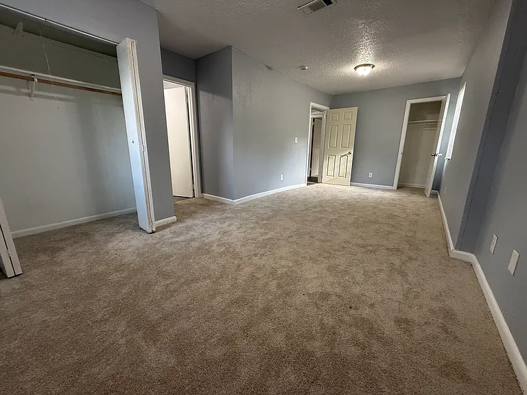 2739 King Cole Dr — Photo 11
