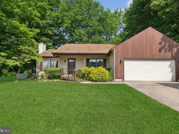 705 Fulton St, Cherry Hill, NJ 08002
