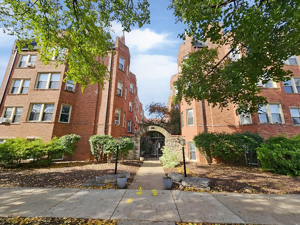 1st image of 4124 N Kedvale Ave APT 300