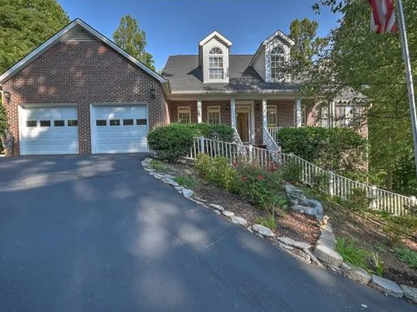 110 Hidden Valley, Johnson City, TN 37601