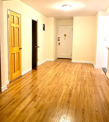 Rented by FirstService Realty (legacy) | media 38